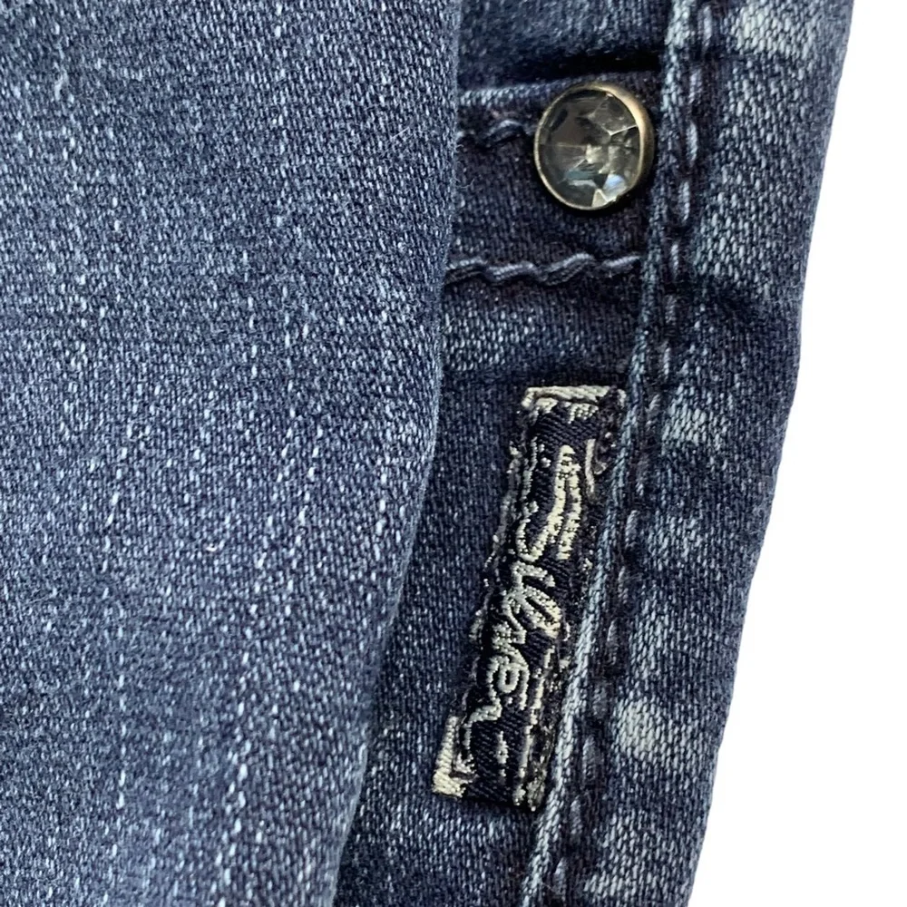 Silver SUKI Skinny Jeans with Embroidered Navy Blue S on Back Pockets W 29”X31”